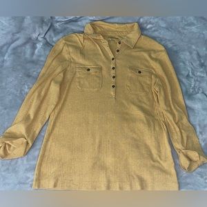 Women’s Yellow Croft & Barrow Long Sleeve Top Size S